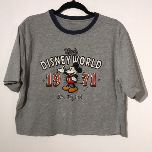 Disney Tops - Vintage Disney Mickey Mouse t-shirt